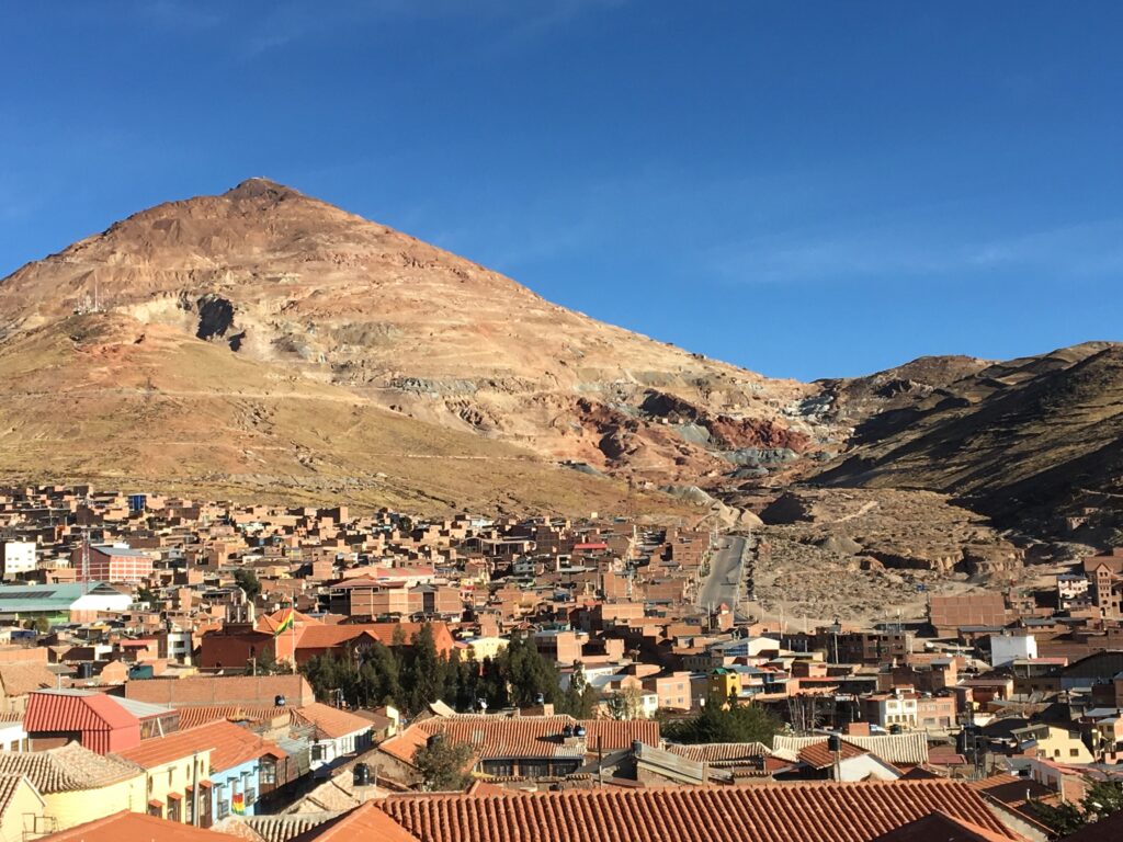 bolivia-negara-andes-yang-kaya-budaya-dan-alam
