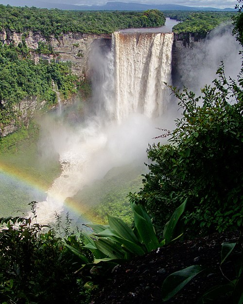mengenal-negara-guyana-keindahan-alam-dan-budaya-yang-menawan
