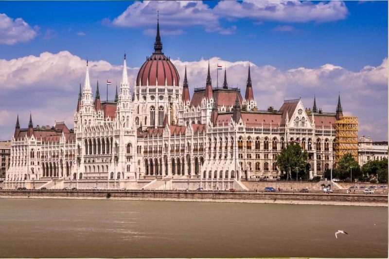 negara-hungaria-sejarah-budaya-dan-keunikan-nasional