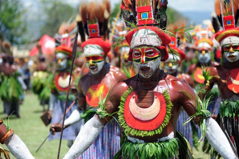 papua-nugini-negara-kepulauan-dengan-keanekaragaman-budaya