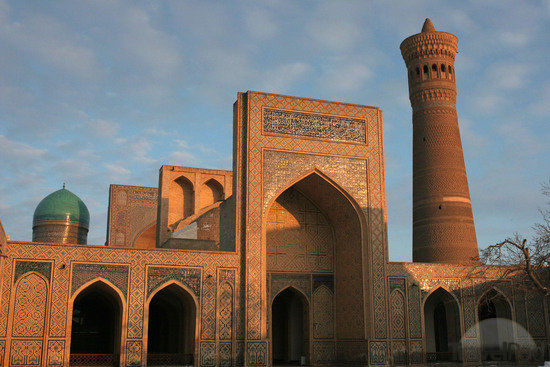 uzbekistan-negara-bersejarah-dan-budaya-di-asia-tengah