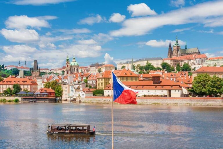 mengenal-negara-ceko-sejarah-budaya-dan-keindahan-alam