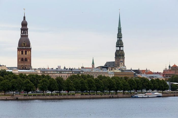 latvia-negara-di-baltik-dengan-keindahan-alam-dan-budaya